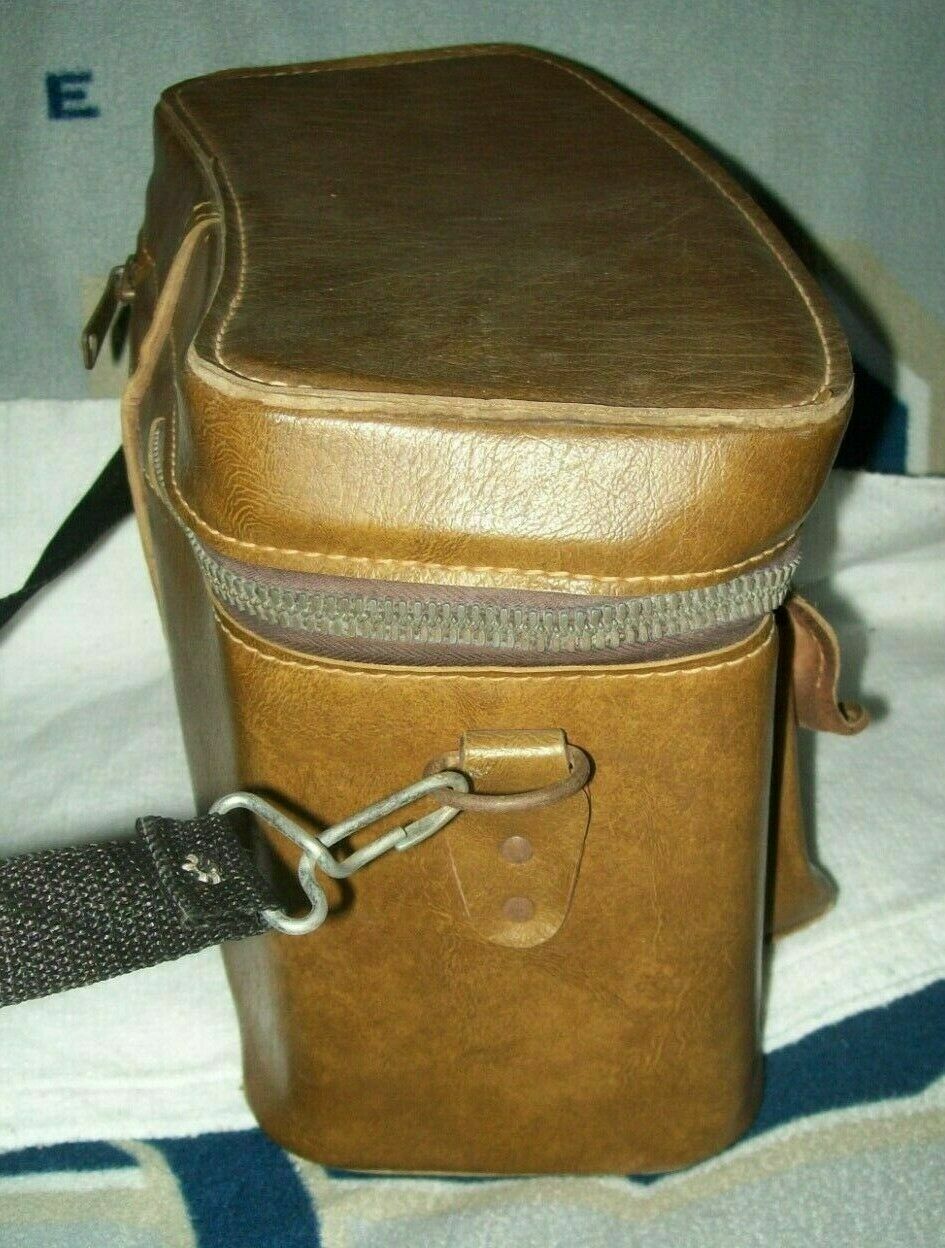 Vtg. COATS CLARKS 1970’s Leather Brown CAMERA Sewing Case 10.5x9x6 w/Felt Inside