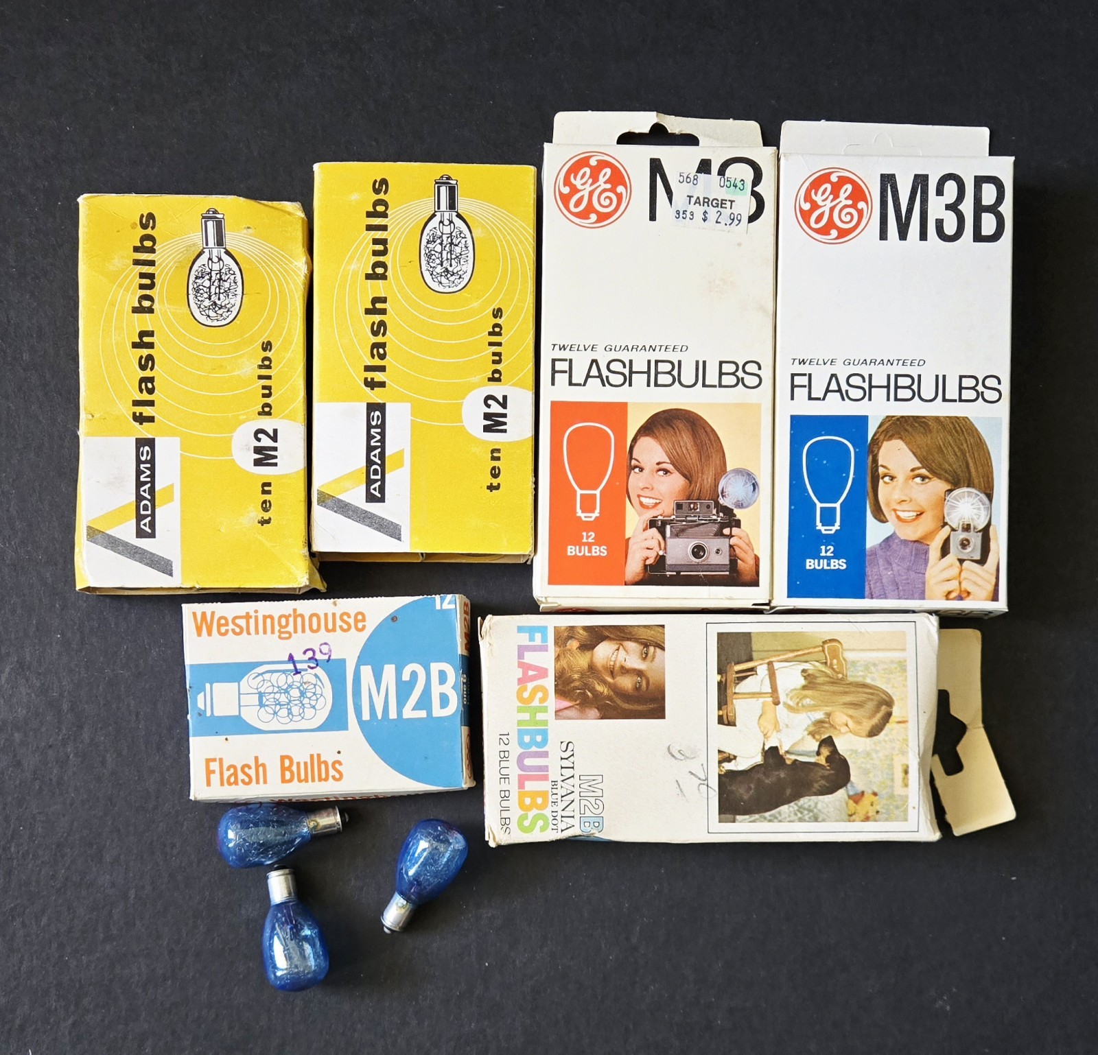 Vintage M2B M3 Flash Bulbs Flashbulbs – 41 Bulbs