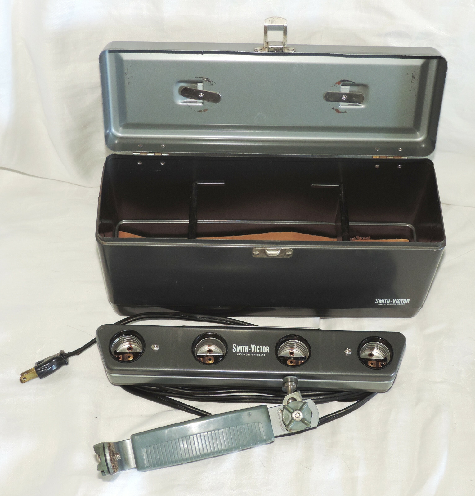 Vintage Smith-Victor GL101 Exposure Light Bar Indoor Color Movies Collectible