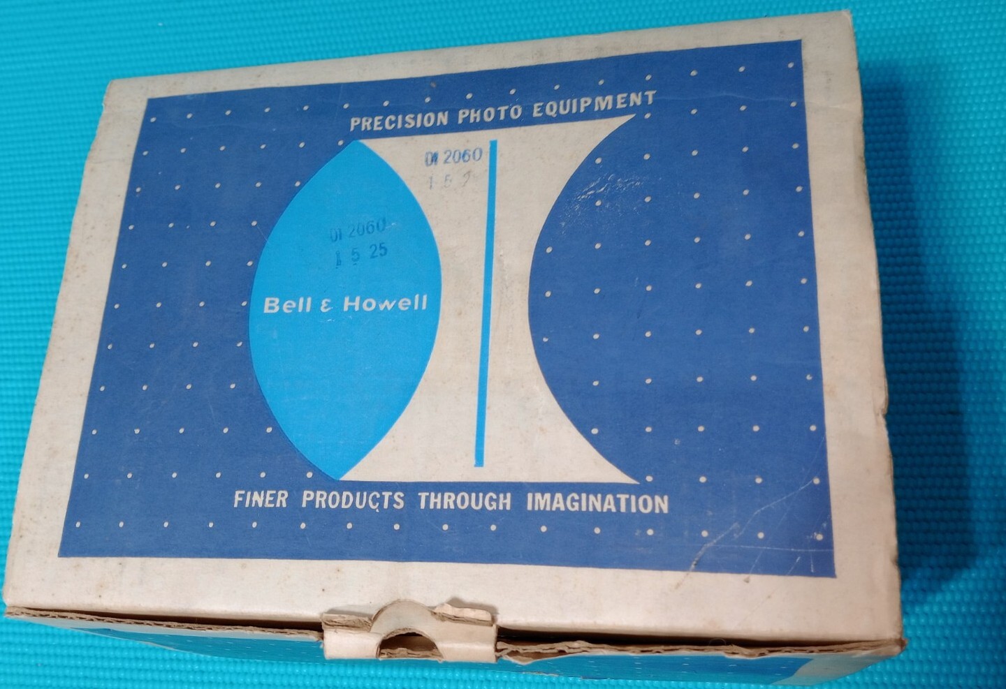 VTG Bell & Howell Flood Lamp Light Bar & Bulbs in Original Box Indoor Movies