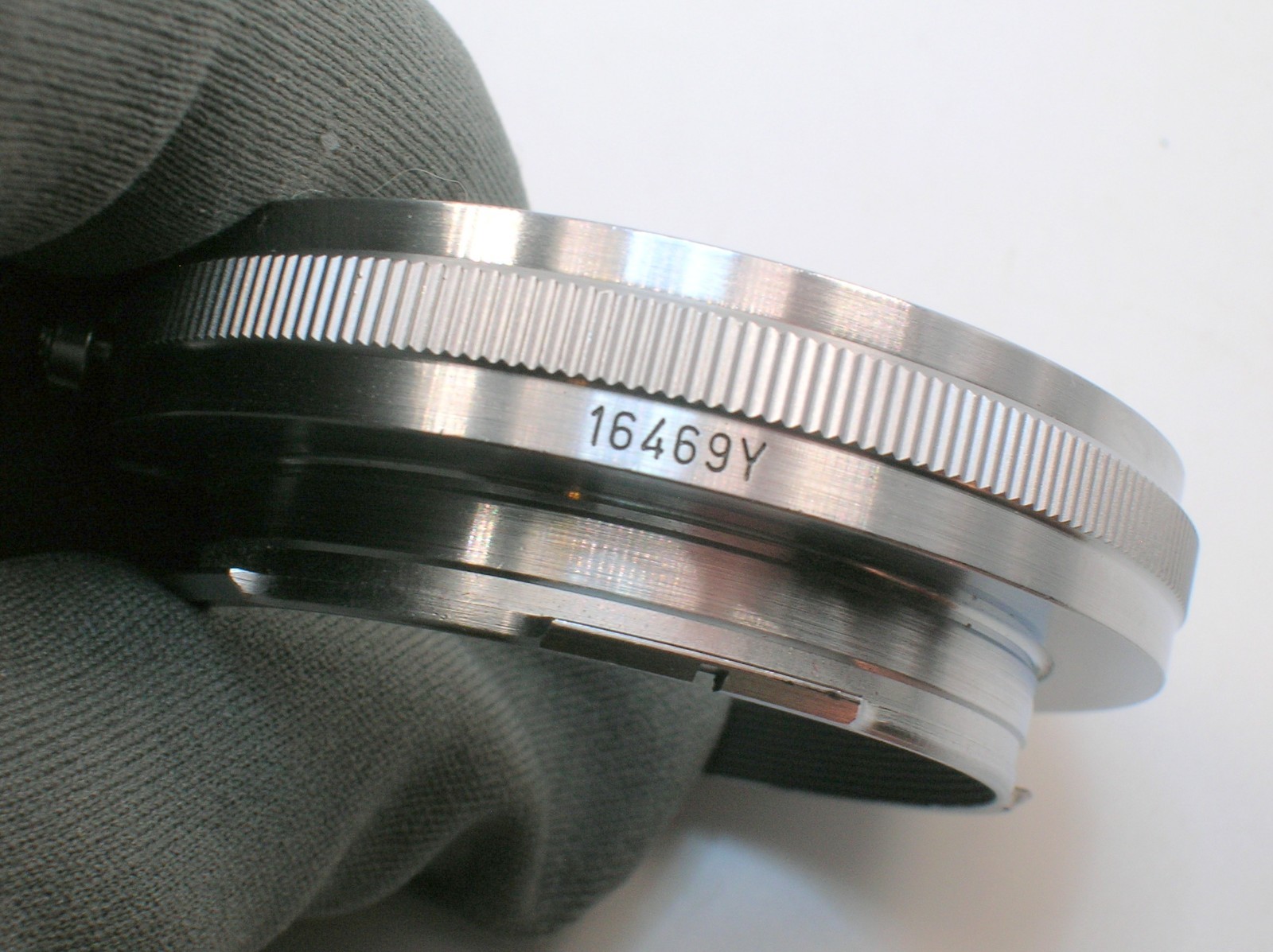 LEITZ WETZLAR #16469y EXTENSION RING FOR LEICA M CAMERAS- 31 0F 37