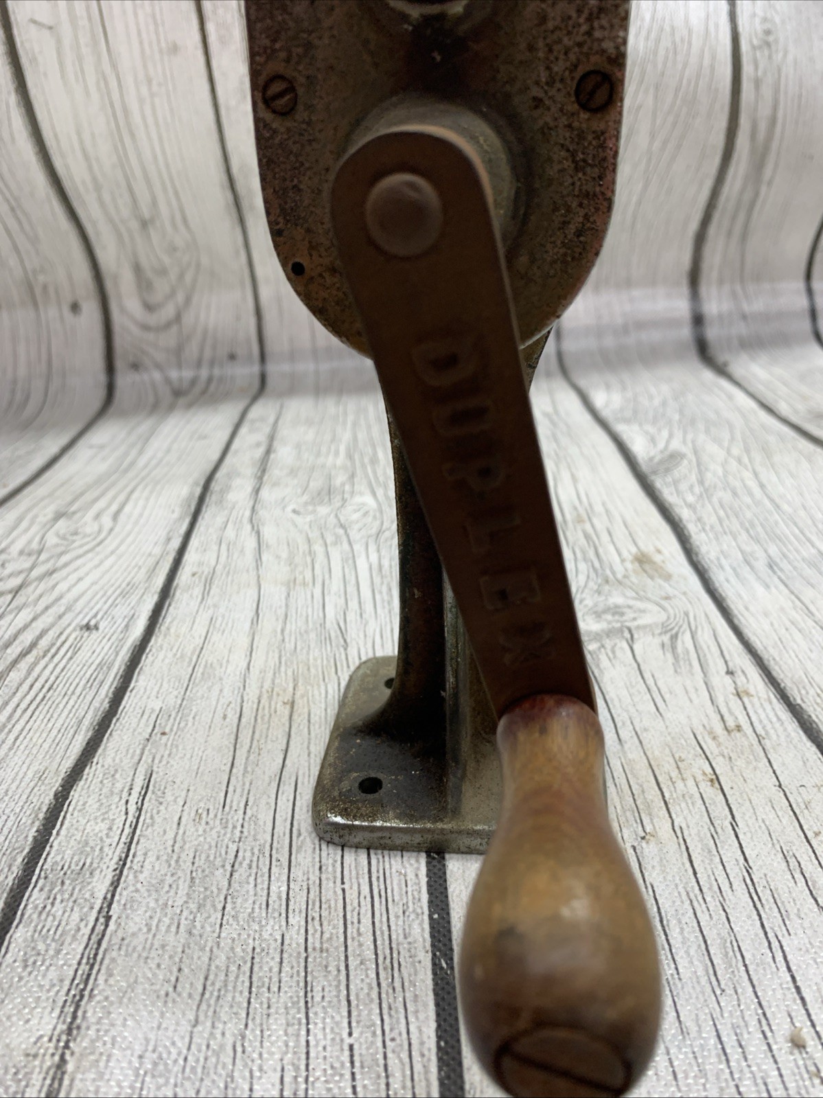 VINTAGE Duplex Reel Spool Winder Cast Iron W/ Tan Handle Spool