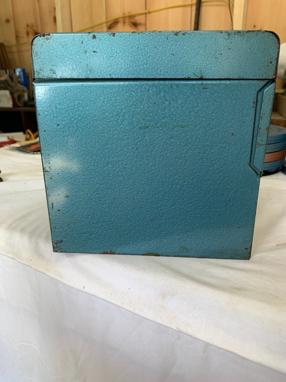 Vintage Metal Empty 8mm 5″ & 7″ Metal Film Reel / Canister Storage Case in Blue