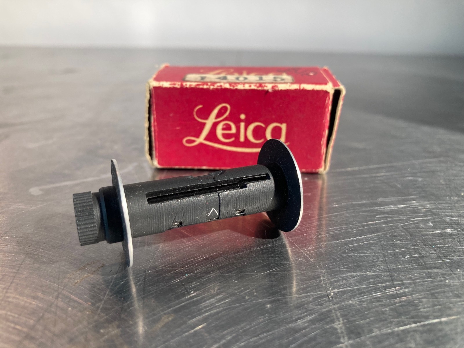 Genuine Leica Leitz Take-Up Spool for Leica II/III – RARE
