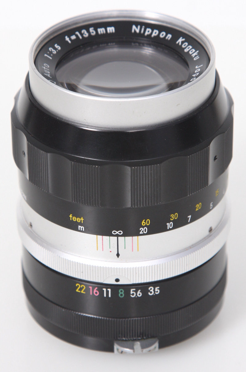 Nikon Nikkor Q 135mm f3.5 Lens Non-AI Mount for F F2 nikkormat camera early