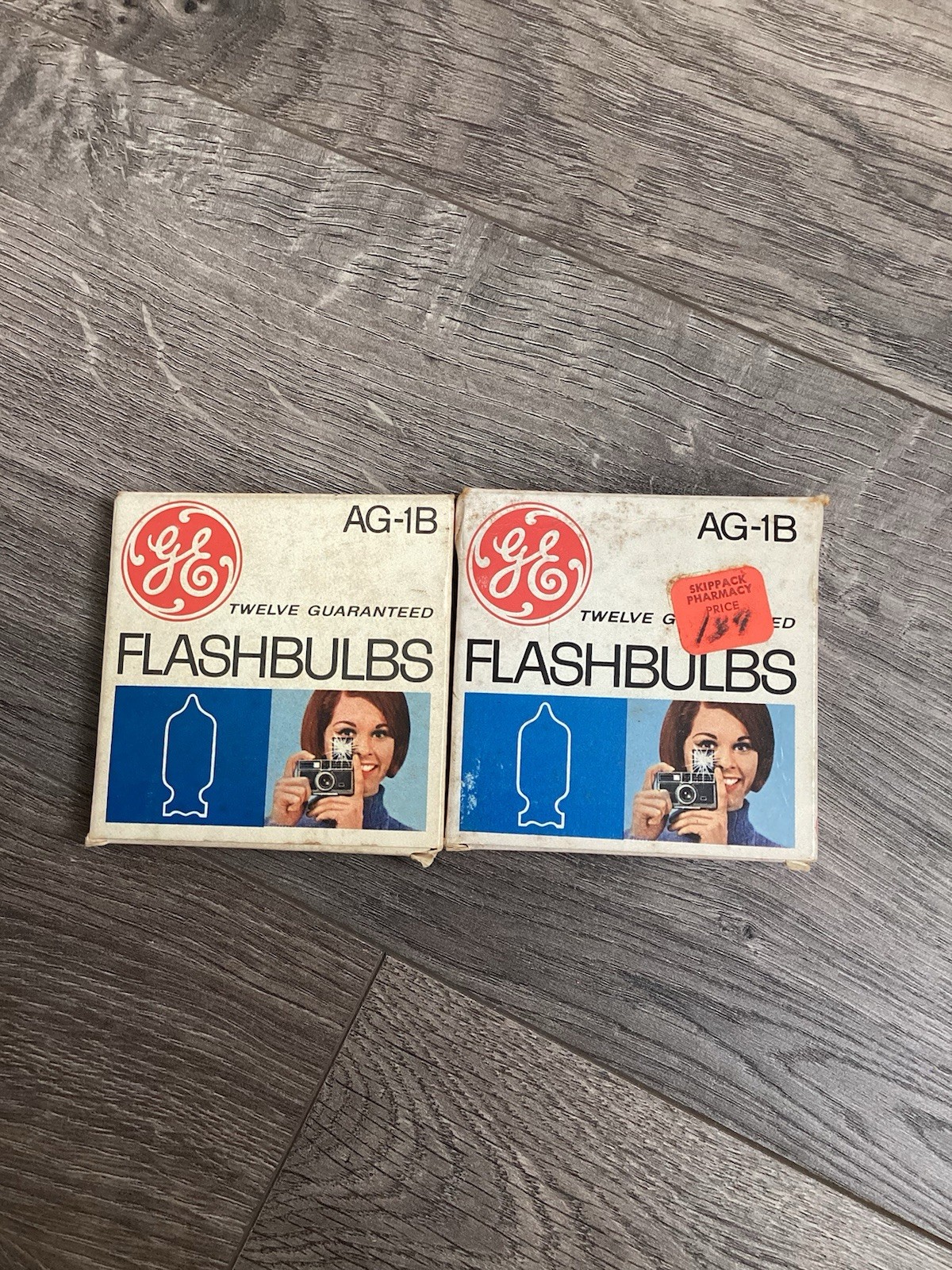 GE Flashbulbs AG-1B Vintage Old New Stock Lot Of 2 Camera