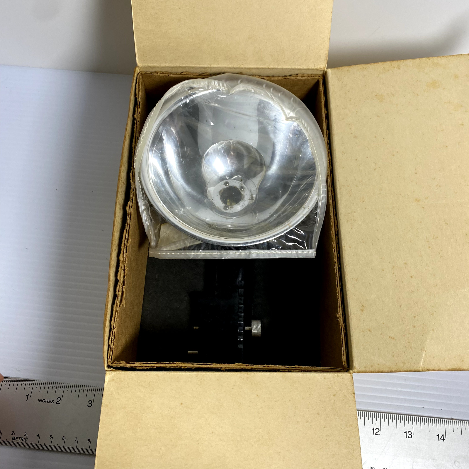 Kodalite FLASHOLDER For Brownie Hawkeye Camera w/ flash guard in box (untested)