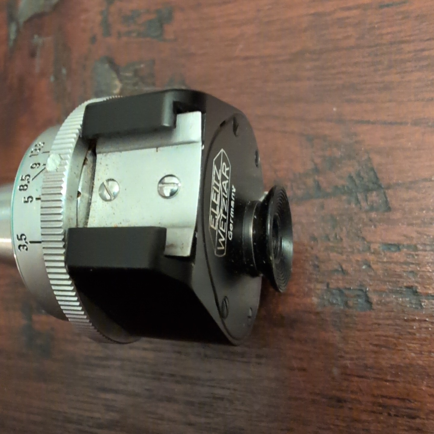 E.LEITZ WETZLAR BLACK UNIVERSAL VIEW FINDER FIT LEICA RANGEFINDER Vtg 40602