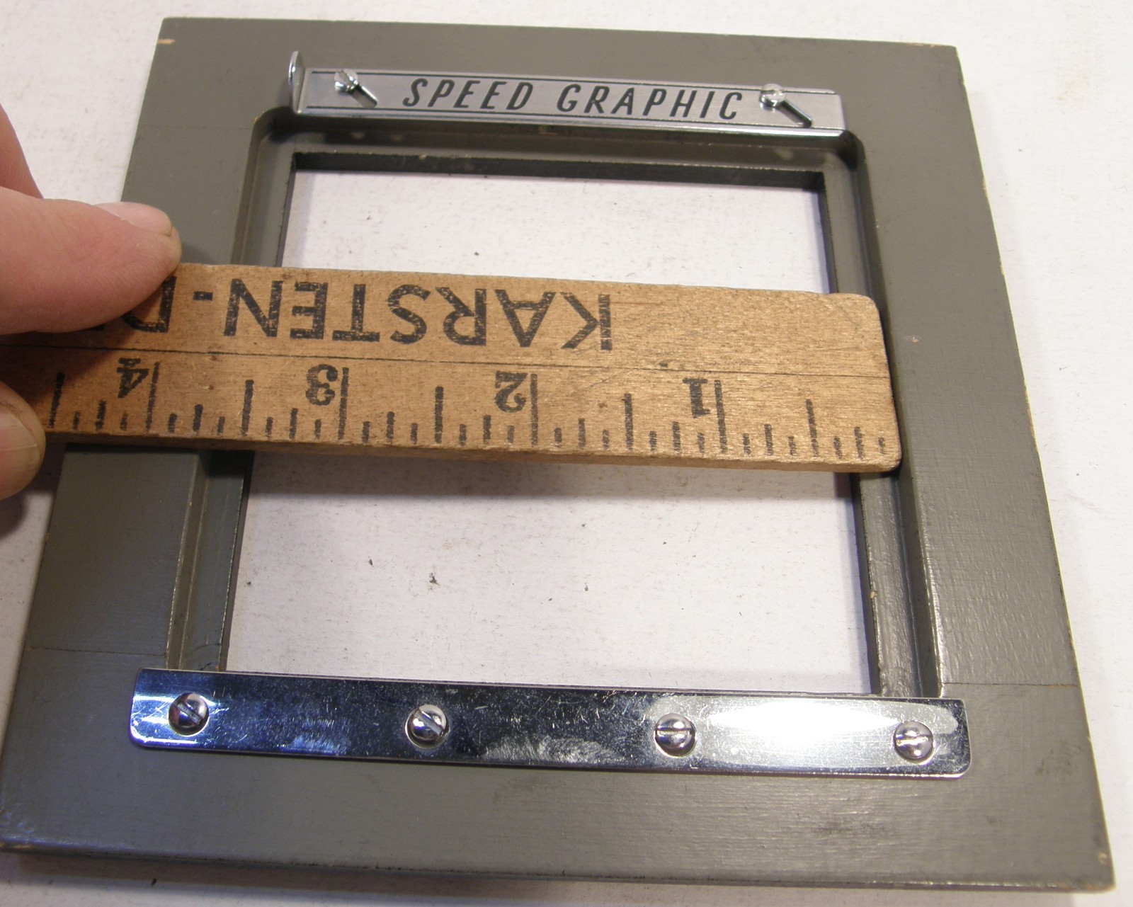 VINTAGE WOODEN GRAFLEX 4×5 SPEED GRAPHIC RECESSED LENS BOARD 5 3/16″ SQUARE