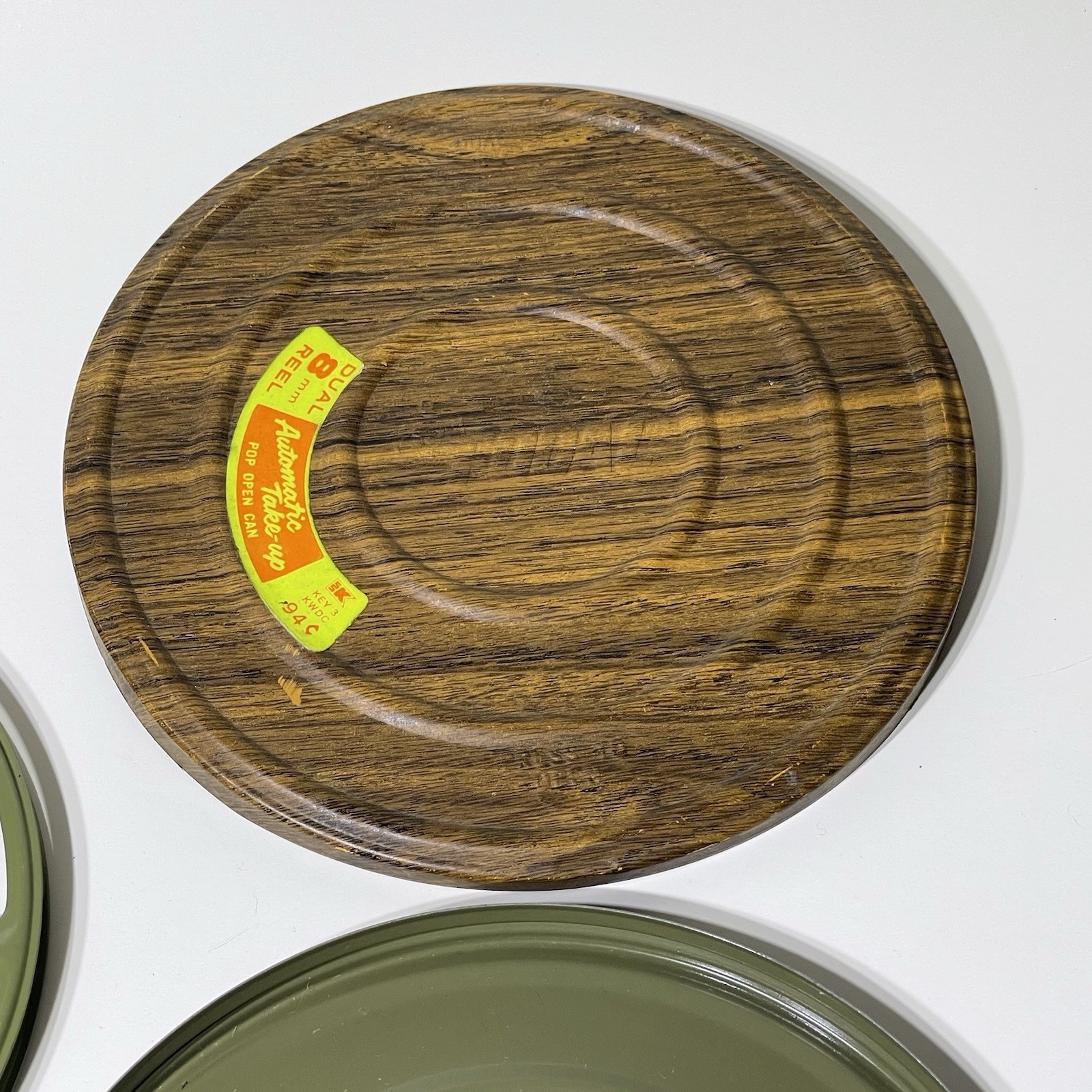 VINTAGE FOCAL FILM REEL AND TIN METAL 8MM WOOD GRAIN LOOK MADE IN USA NOS