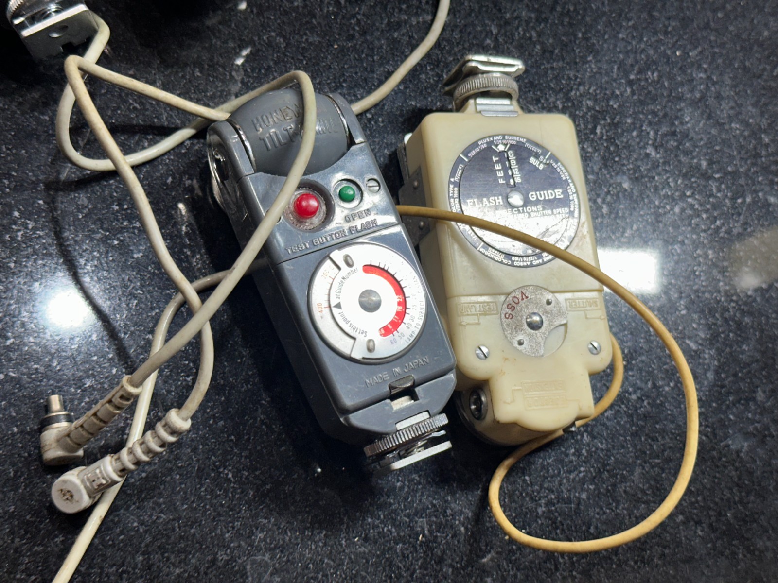 Vintage Honeywell Tilt-A-Mite Flash Lot Original Untested