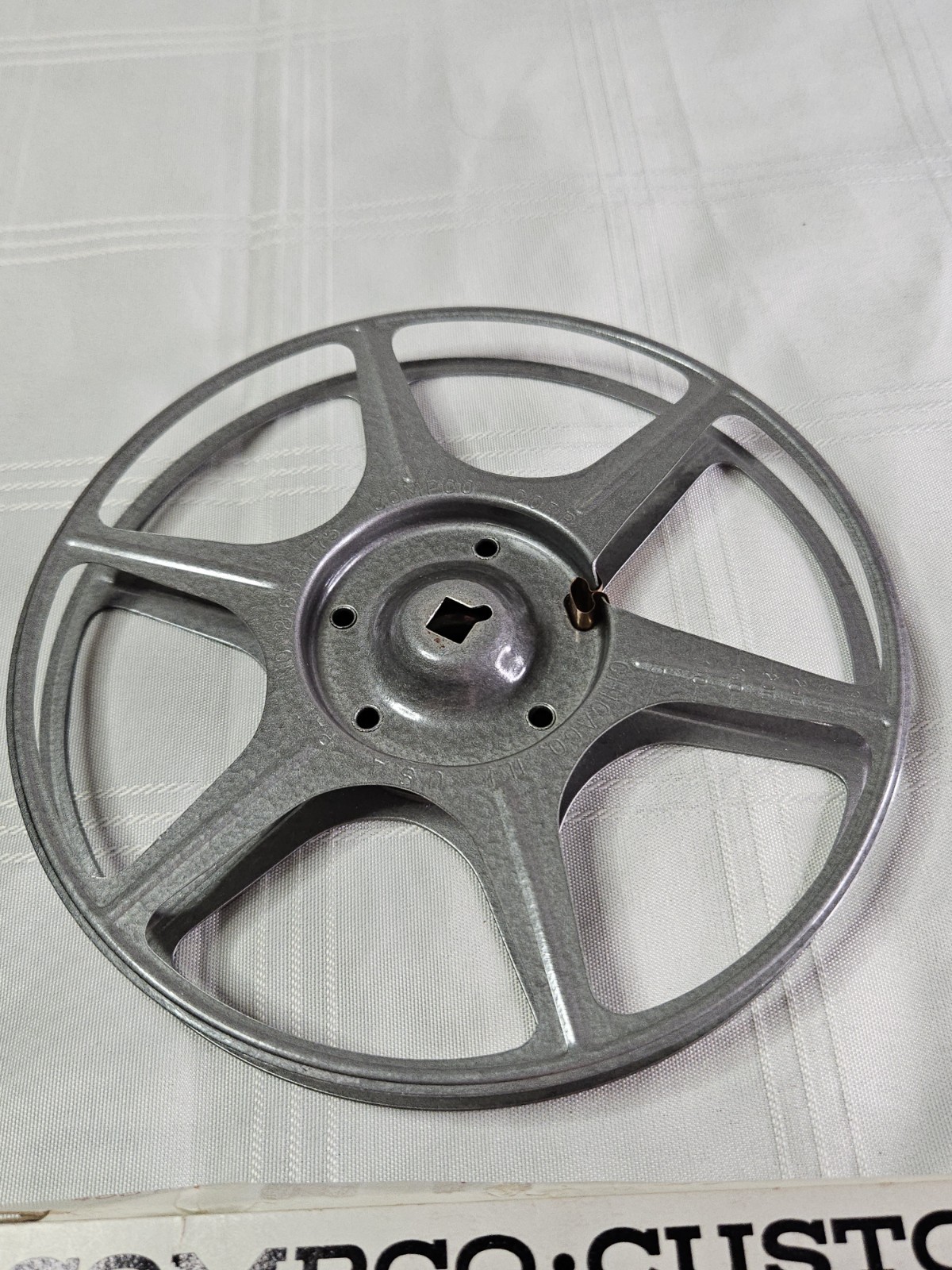 Vintage Compco Corp 7″ 1679 Metal Film Movie Projector Reel Grey Empty