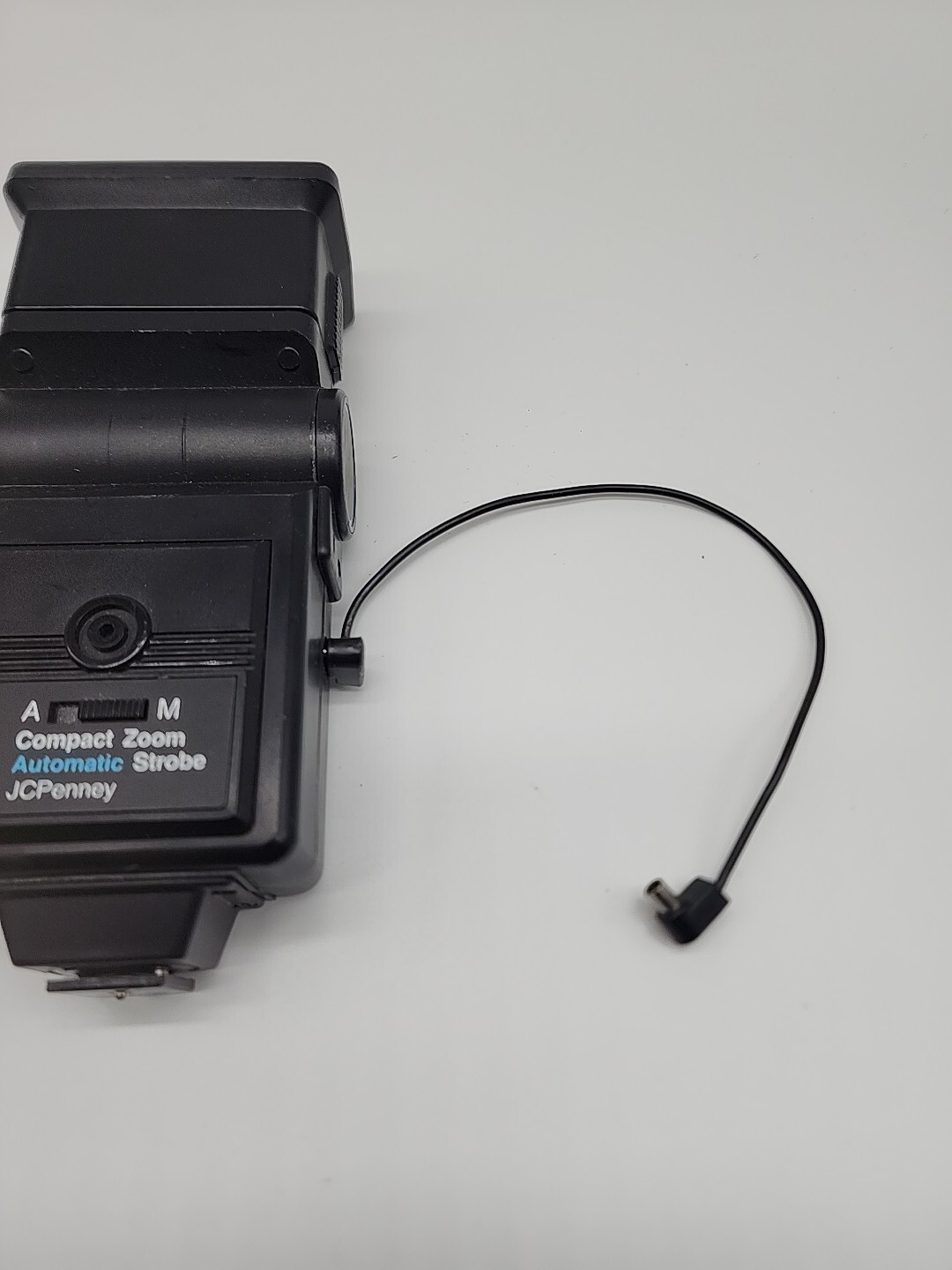 JCPenney Compact Zoom Automatic Strobe Flash Tilt Head “Parts Only”