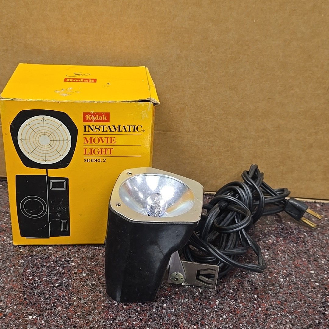 Vintage Kodak Instamatic Movie Light Model 2 in Original Box 1960s No. D376