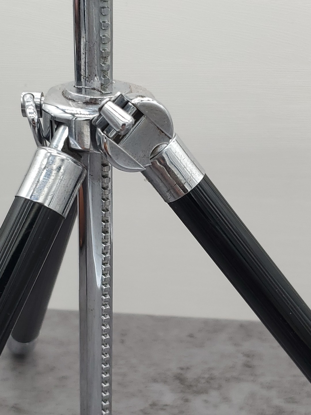 Vintage Brockway Black Chrome Camera Retractable Tripod 8″- 42”