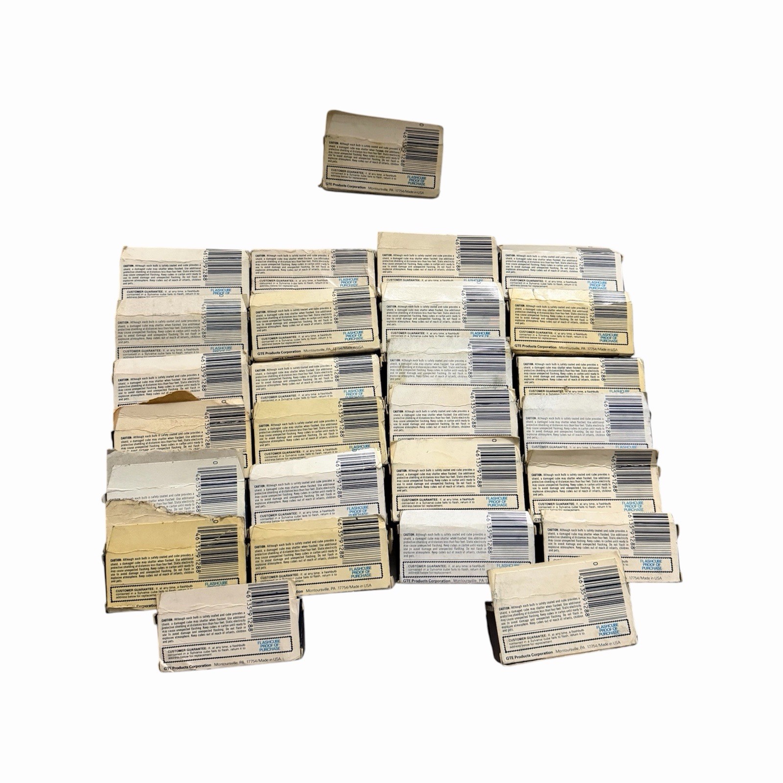Sylvania Vintage Blue Dot Flashcubes DEADOLD STOCK 27 Boxes 81 Cubes 324 Flashes