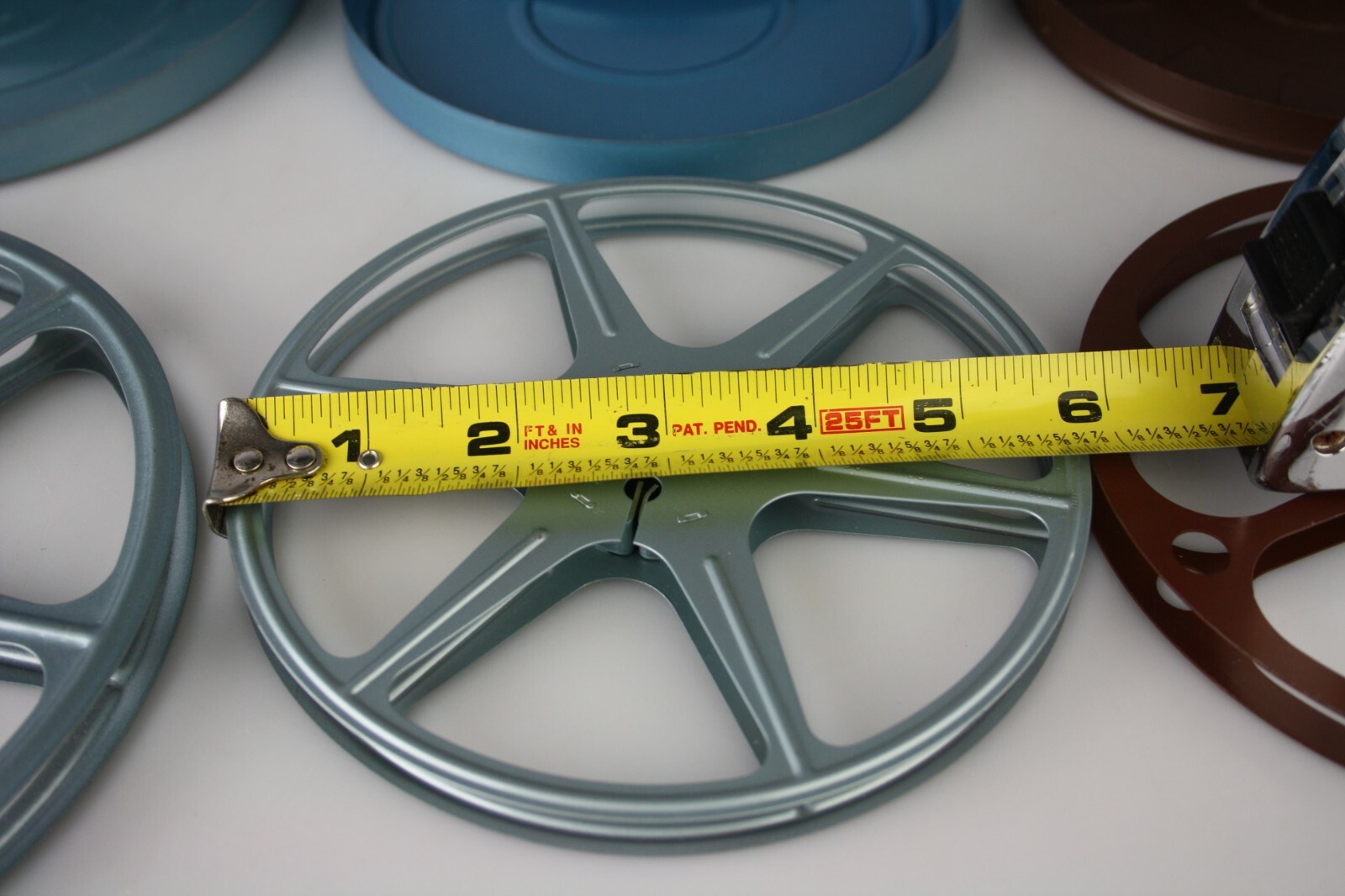 Lot of 4 Vintage 6″ & 7″ Reels