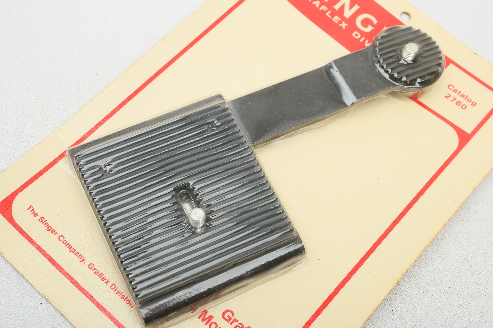Singer Graflex (Flash handle type) Mounting Bracket (catalog 2760) Unopened/NEW