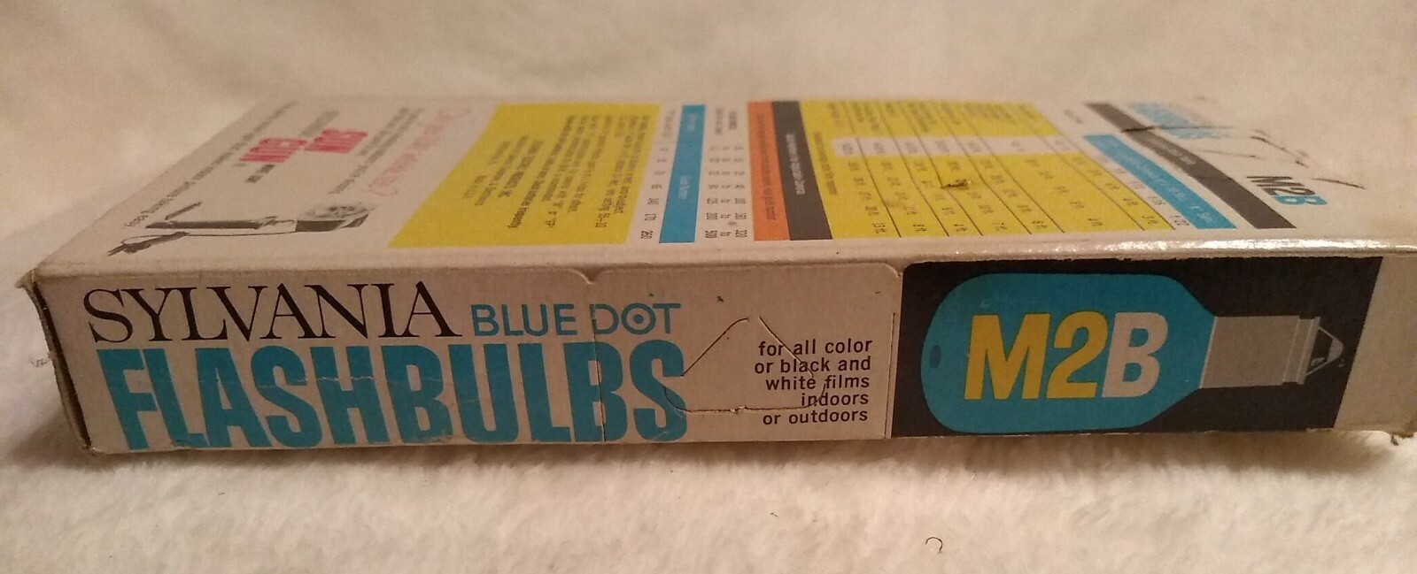 Sylvania Blue Dot Flashbulbs M2B Set Of 10 Unused Bulbs (8 Blue, 2 White)