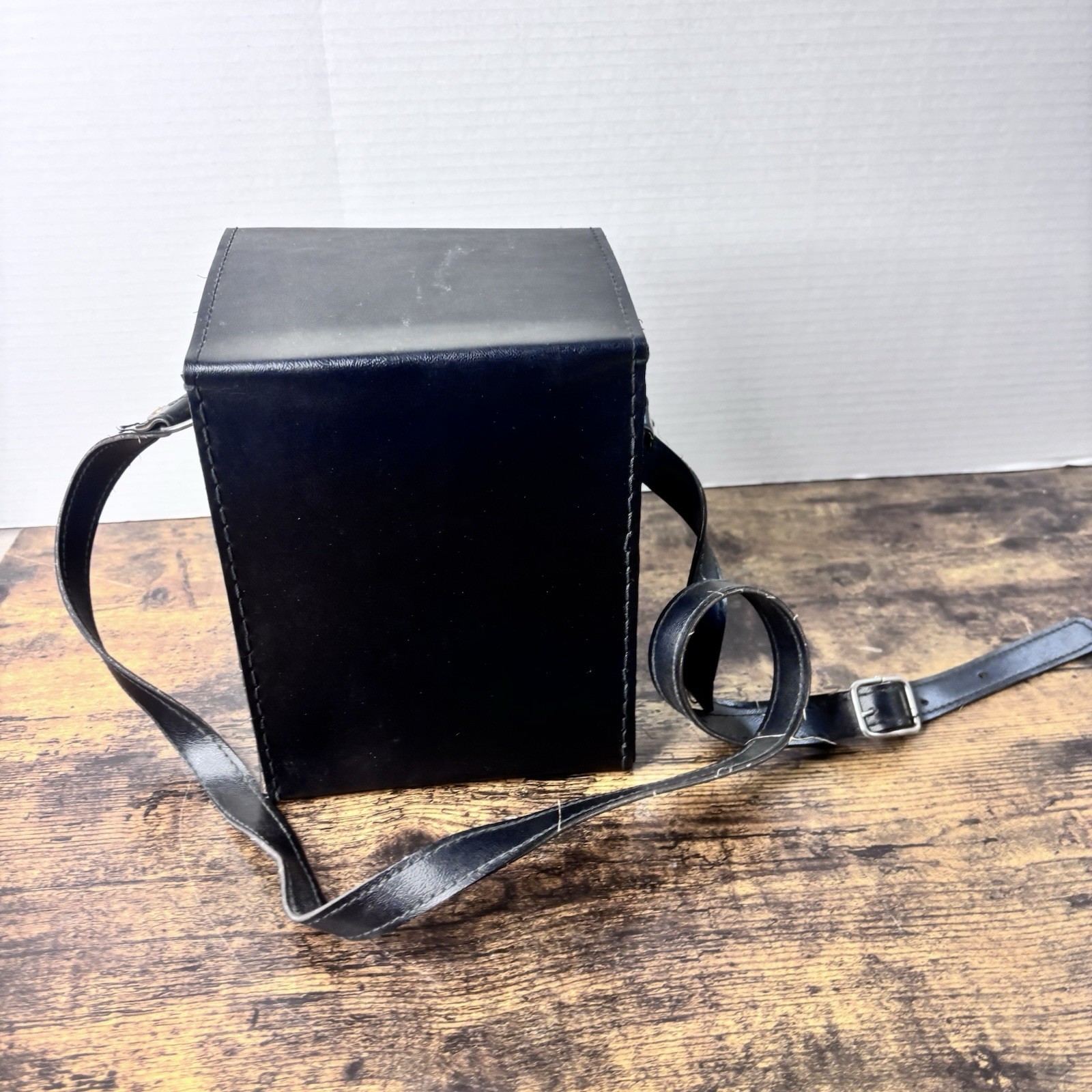 Vintage JC Penney Electronic Strobe & Vivitar 202 W Bag & Accessories