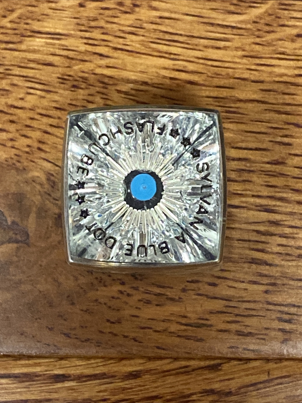 Vintage Flash Cubes -9 Vintage Cubes-Sylvania Blue Dot, Westinghouse, & GE
