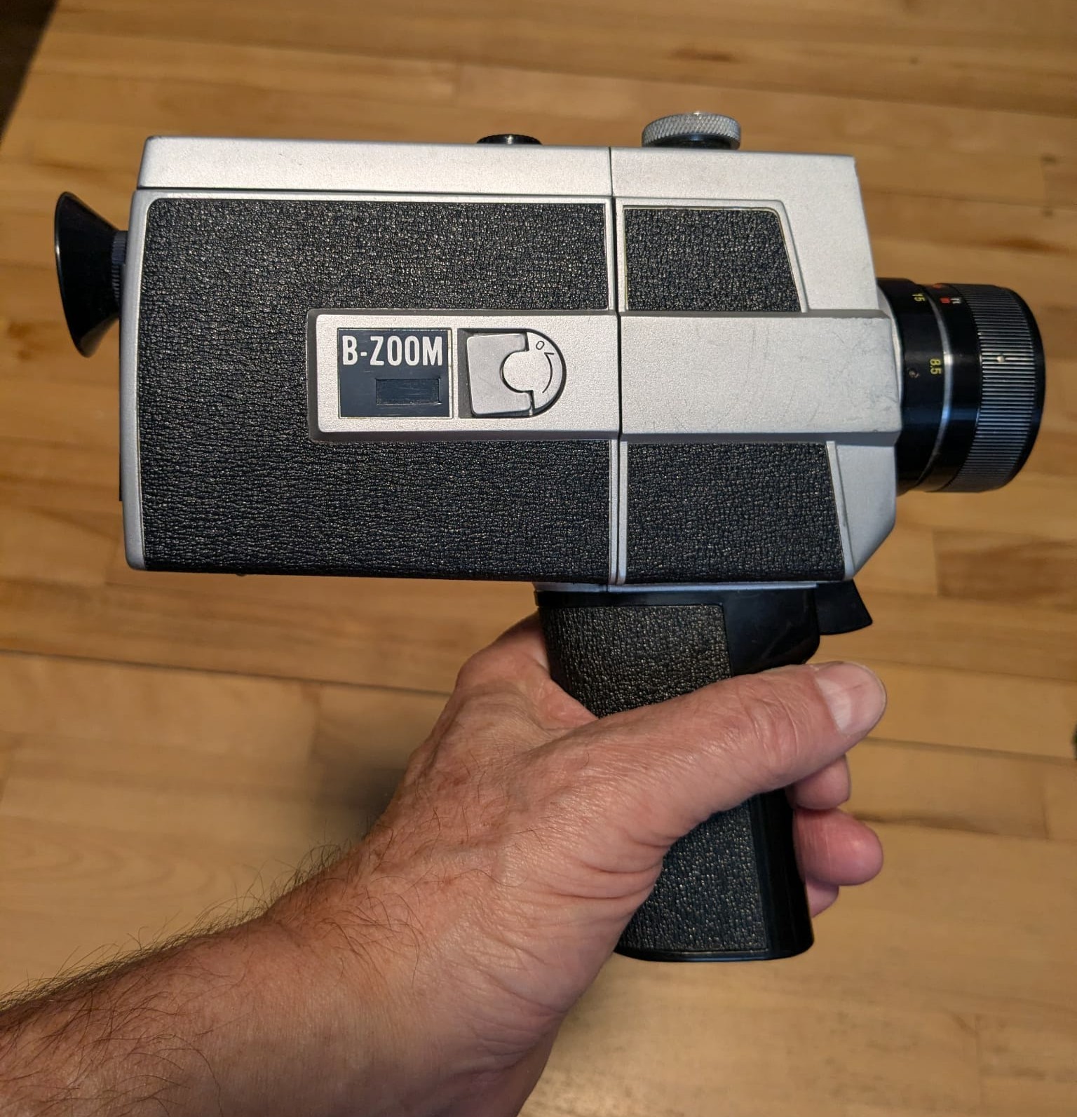 BOLLEYFLEX SUPER 8 CAMERA, VINTAGE 70s-80s, b-zoom, hard case