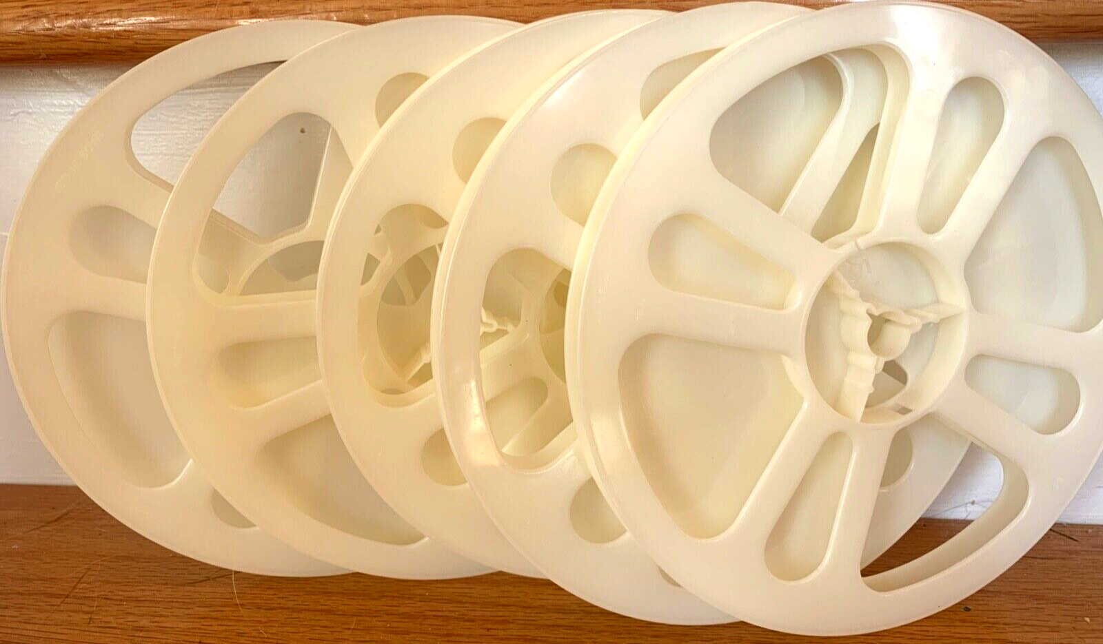 SUPER-8 400 ft. White Plastic Movie Film Reels – BRAND NEW 5-Reel Pack Super 8mm