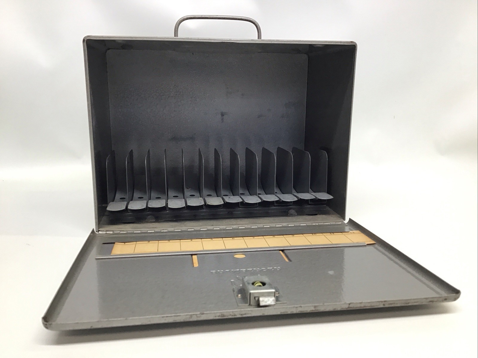 Brumberger 12 8mm Film Reel Storage Case Metal Home Movie Carry Box 1950s