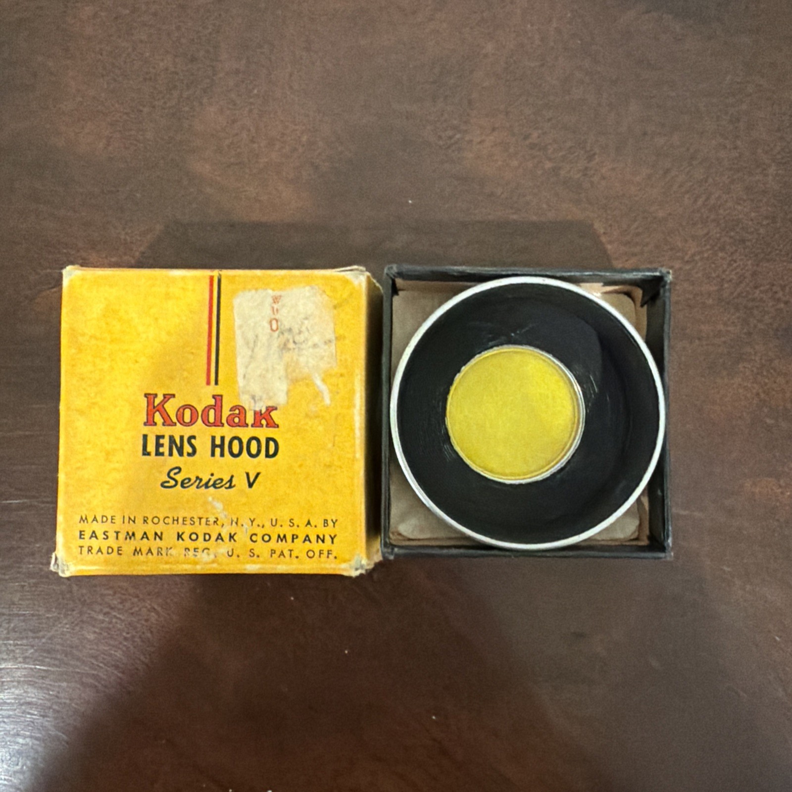 Kodak Lens Hood Serives V in Orig. Box Untested ZA10