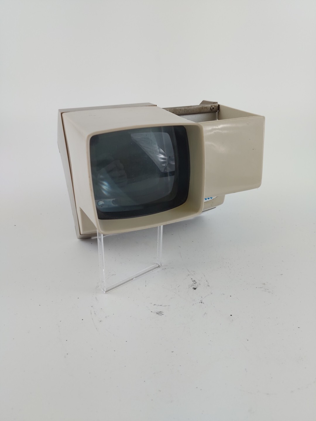 Minette Lighted 2X2 Slide Viewer