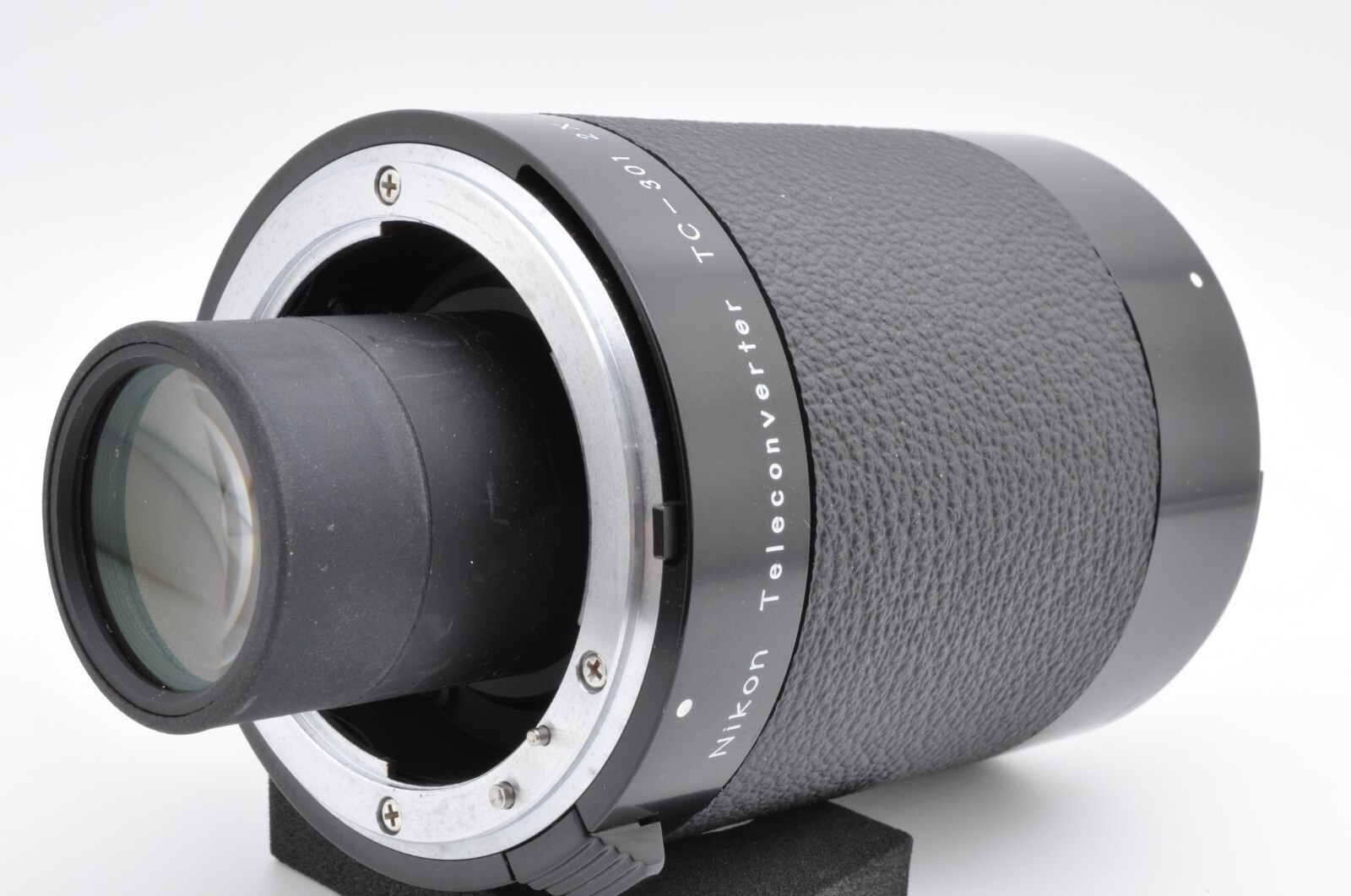 [Excellent] Nikon TC-301 2x Teleconverter with Caps From JAPAN #224098