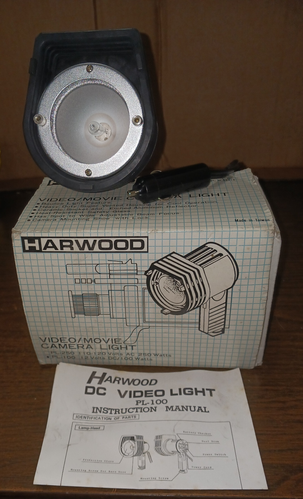 Harwood Video/Movie Camera Light PL-100 12V DC 100W **MINT***