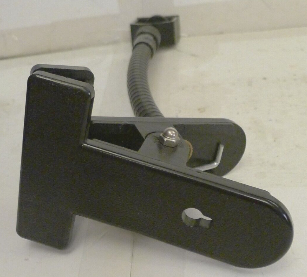 Cofit Adjustable Clamp Style Tripod 9 1/2″ with Flex Neck – Used