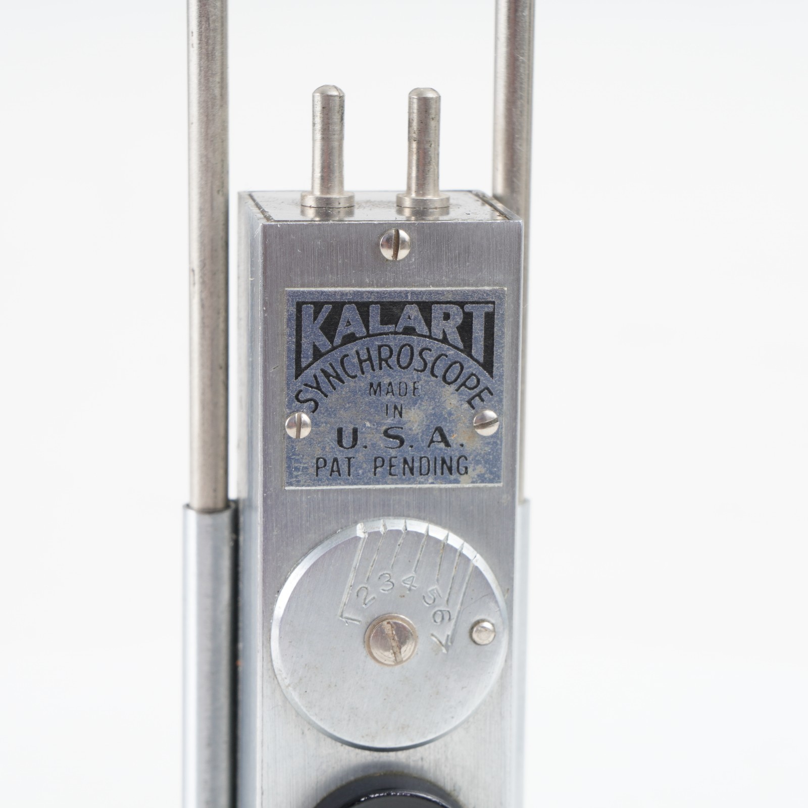 -VINTAGE KALART SYNCHROSCOPE VISUAL TESTER/CALIBRATOR OF SHUTTER AND FLASH