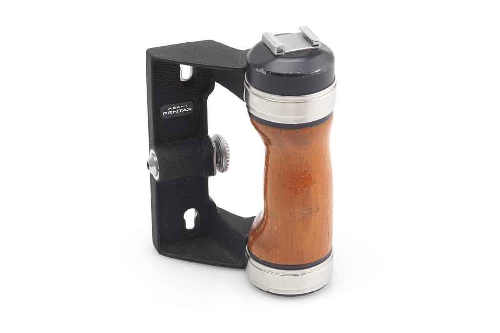 Asahi Pentax 67 6X7 Hand Grip