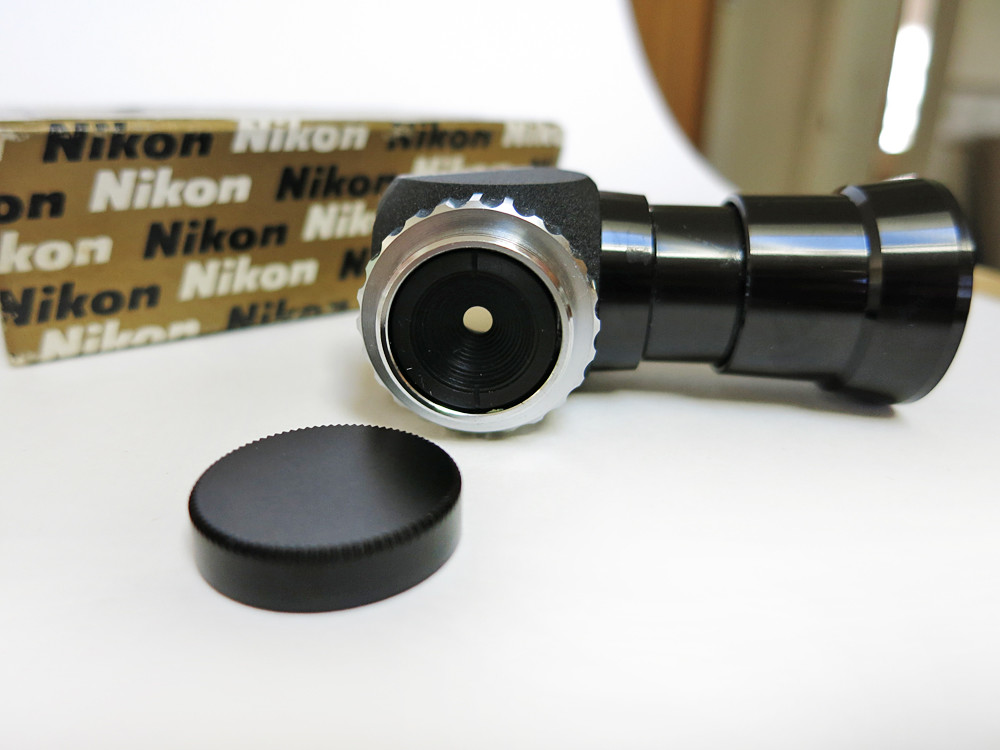 Nikon Right Angle Viewfinder for Nikon F Cameras in the Box!