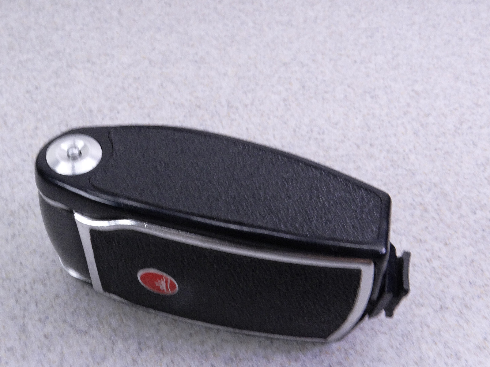 Vintage Walz Press Flash for M2/M3 Bulbs – 1950s Camera Flash Unit