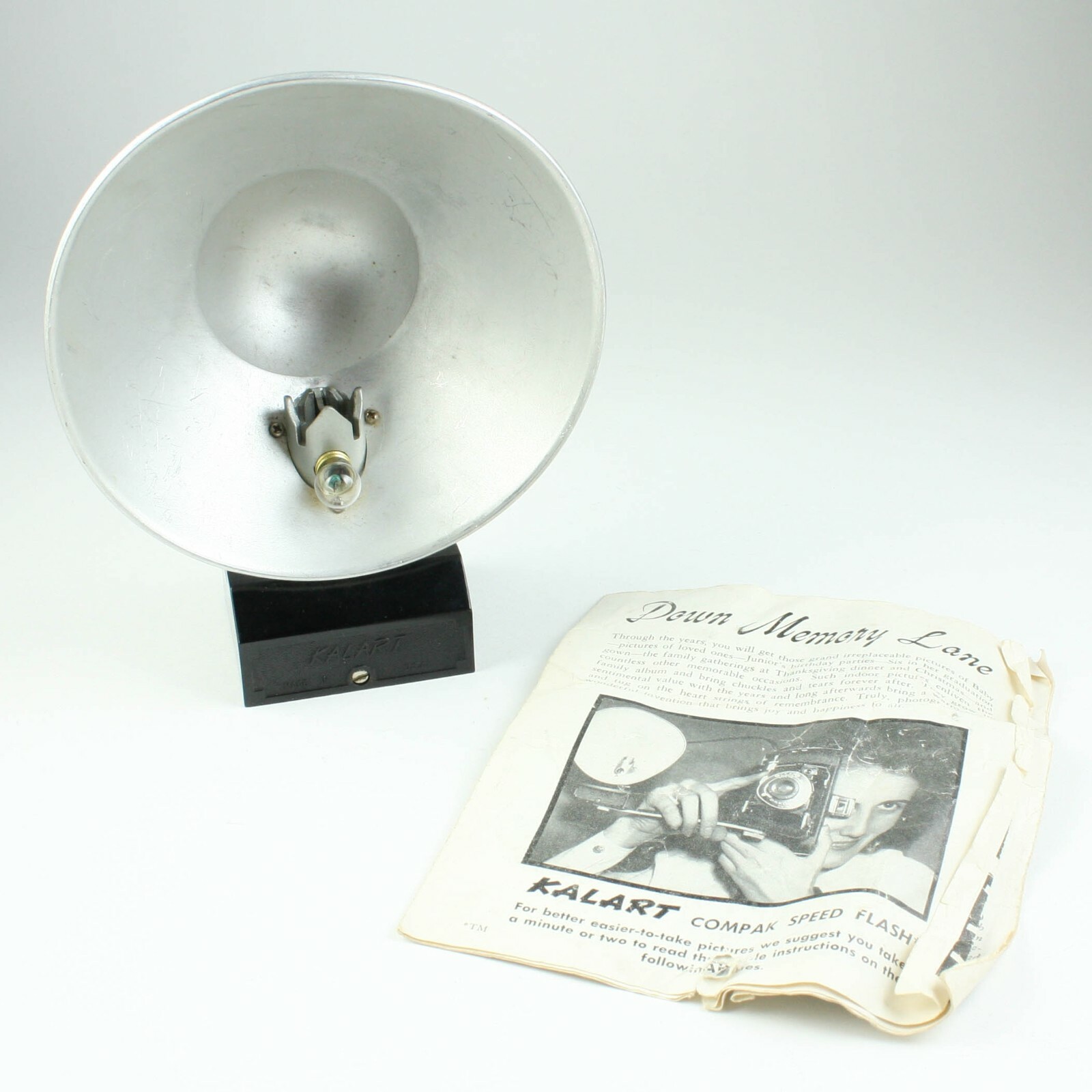 Kalart Compak Speed Flash + Instructions – Vintage Bulb Unit