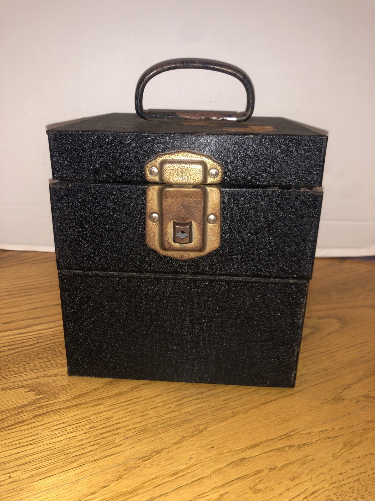 VINTAGE S-K TOOLS BLACK METAL FILM REEL BOX, CASE, TOOL BOX With Film Canisters