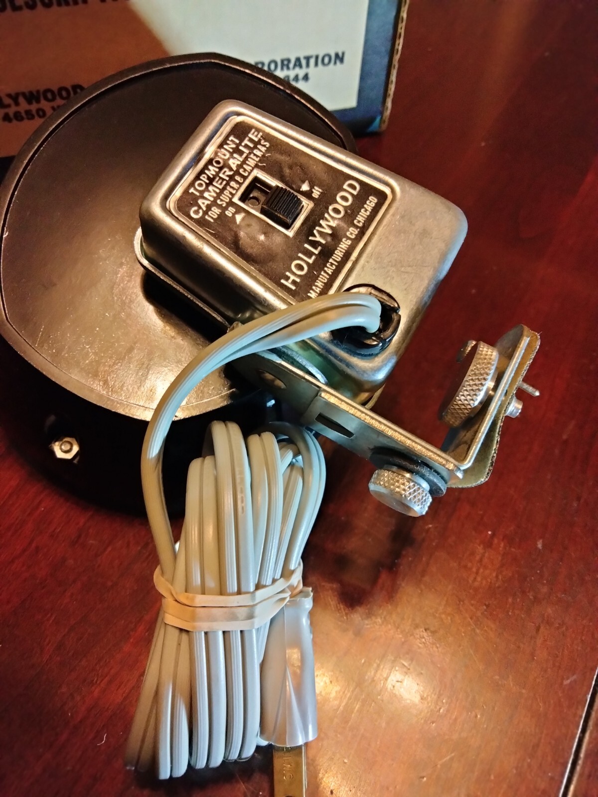 HOLLYWOOD CAMERALITE Model 919 Vintage Working GE TOPMOUNT for Movies/Cameras