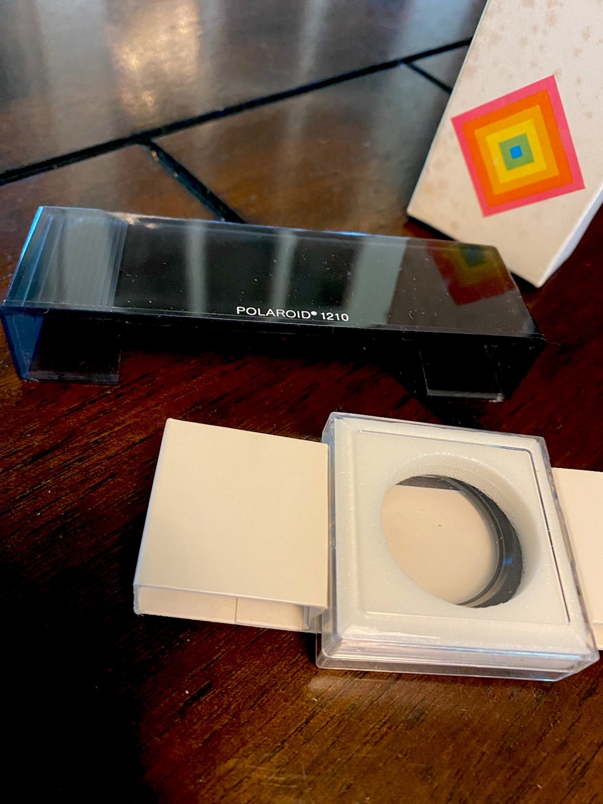 NOS – Polaroid Close-Up Lens & Flash Diffuser #121, for SX-70 Land Camera