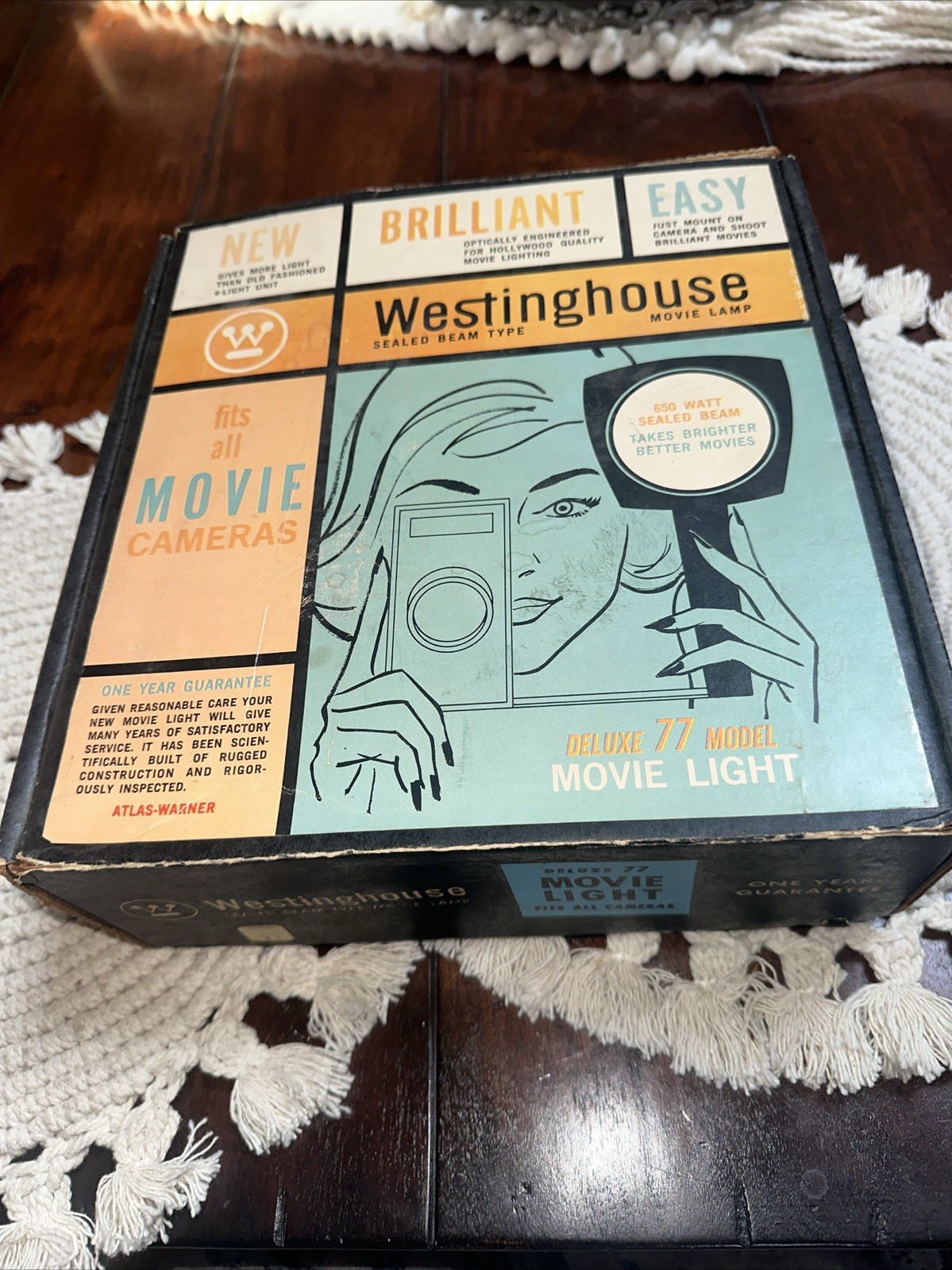 Vintage Westinghouse Deluxe 77 Beam Movie Light Camera Box Retro F9