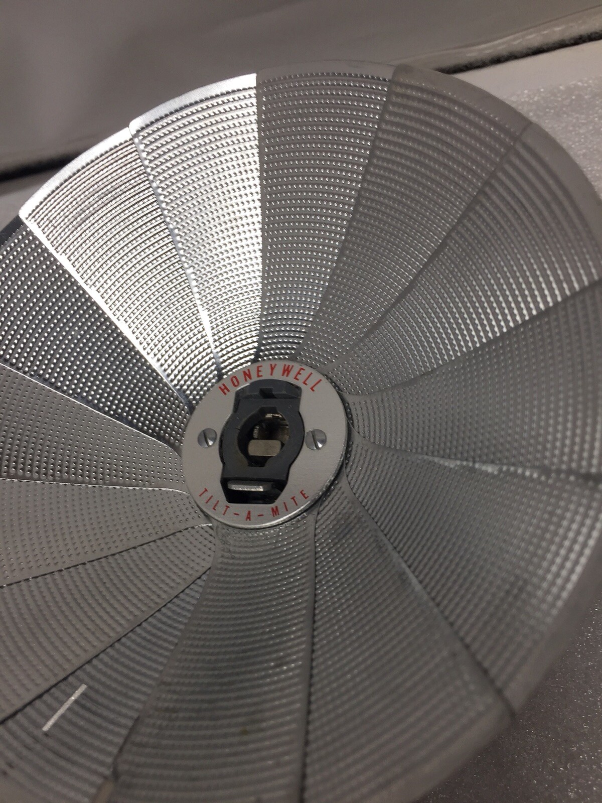 Vintage Honeywell Tilt-A-Mite Camera Equipment Flash Collapsible Fan