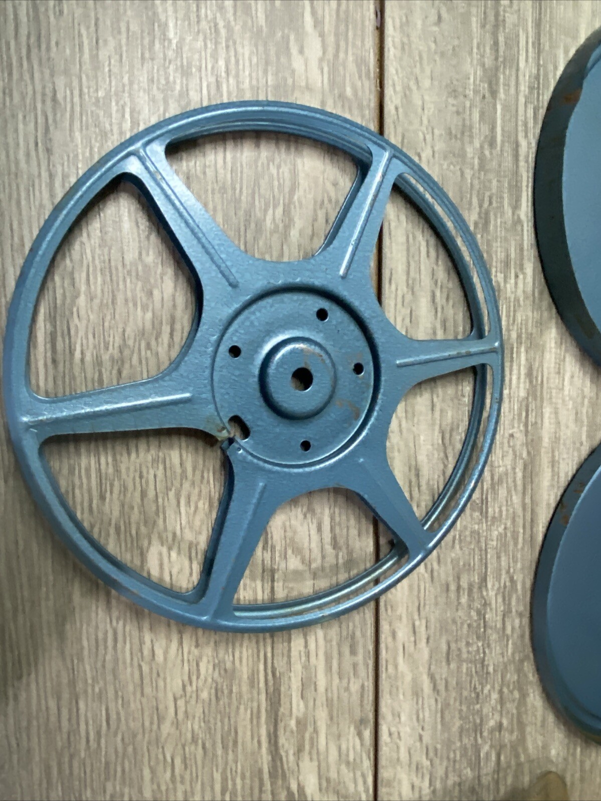 VTG Compco Corp Blue Film Reel With Can Metal Chicago 8mm 400 Feet AMC K-Mart