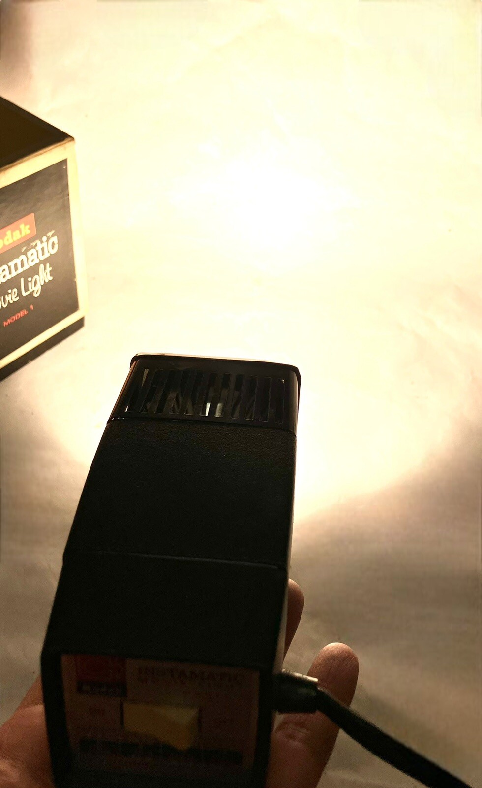 Vintage Kodak Instamatic Movie Light Model 1 # D375 Tested Working Original Box