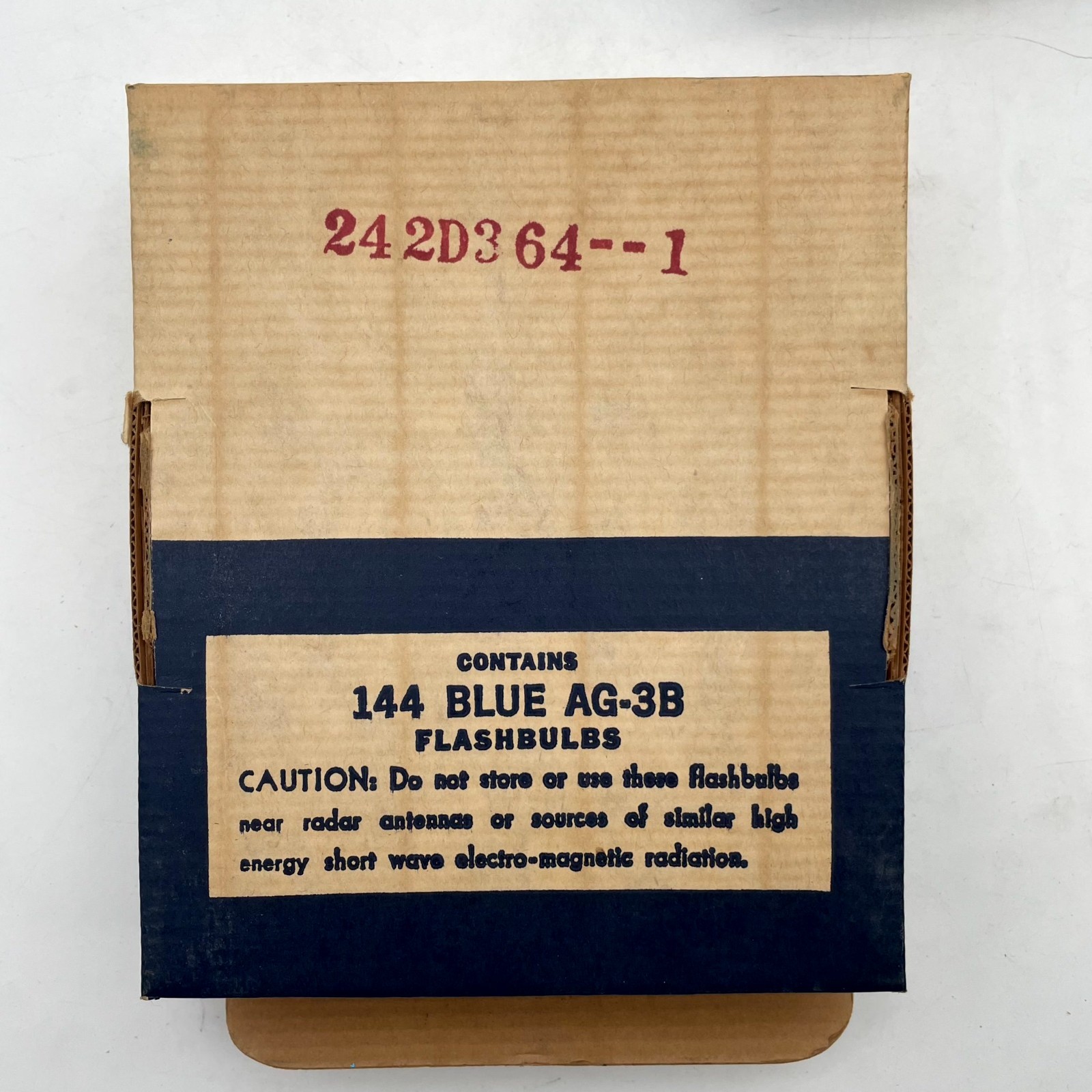 Lot of 8 General Electric AG-3B Super Blue Flash Bulbs for Film Photography