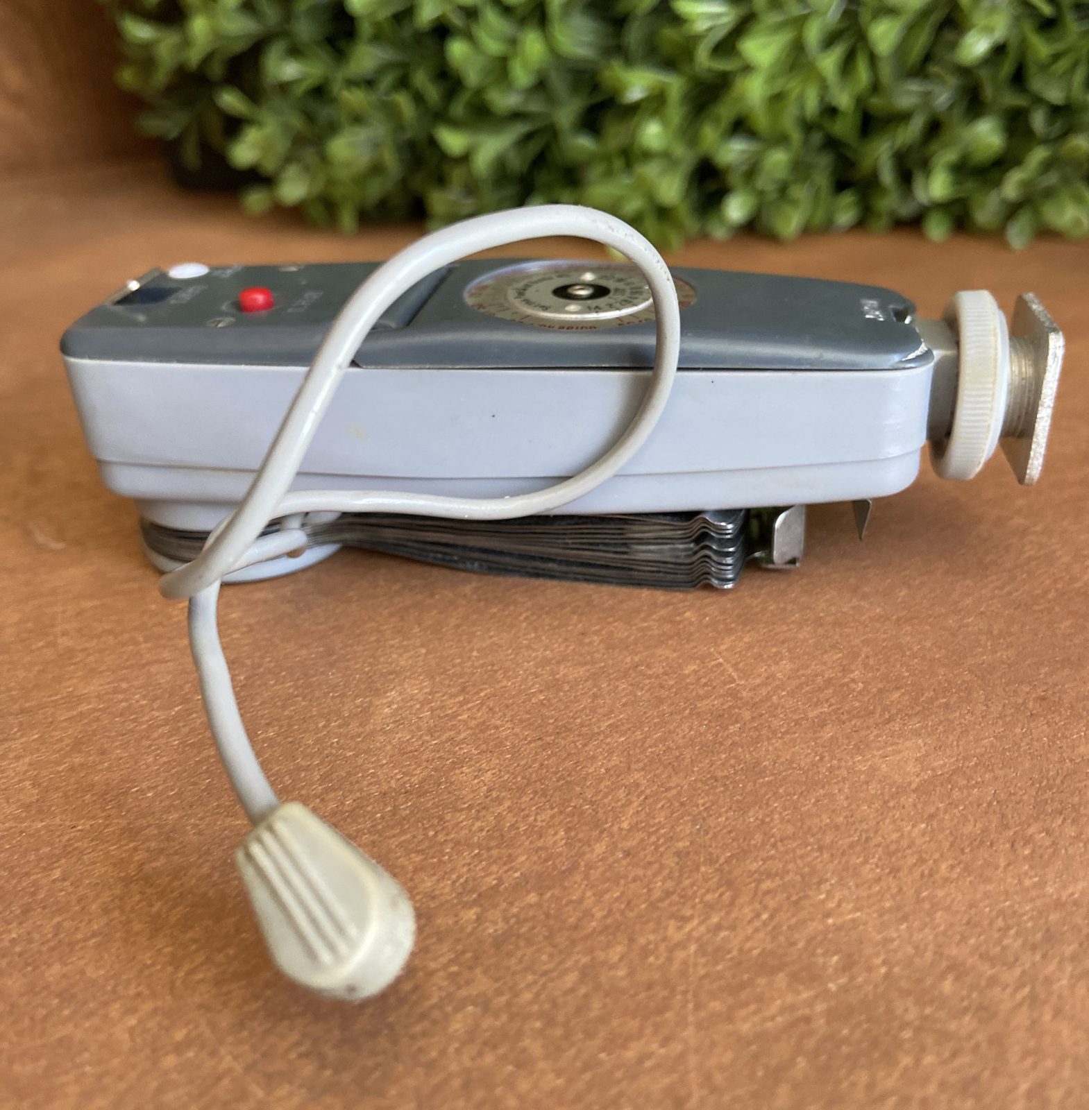 Vintage Ultimate Folding Reflector Flash Bulb Unit