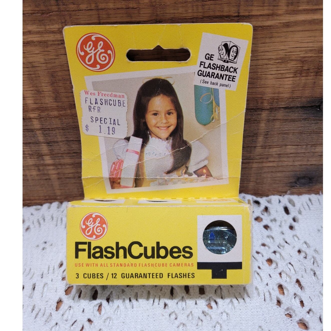 Vintage GE General Electric Standard Flash Cubes Open Package 2 Cubes