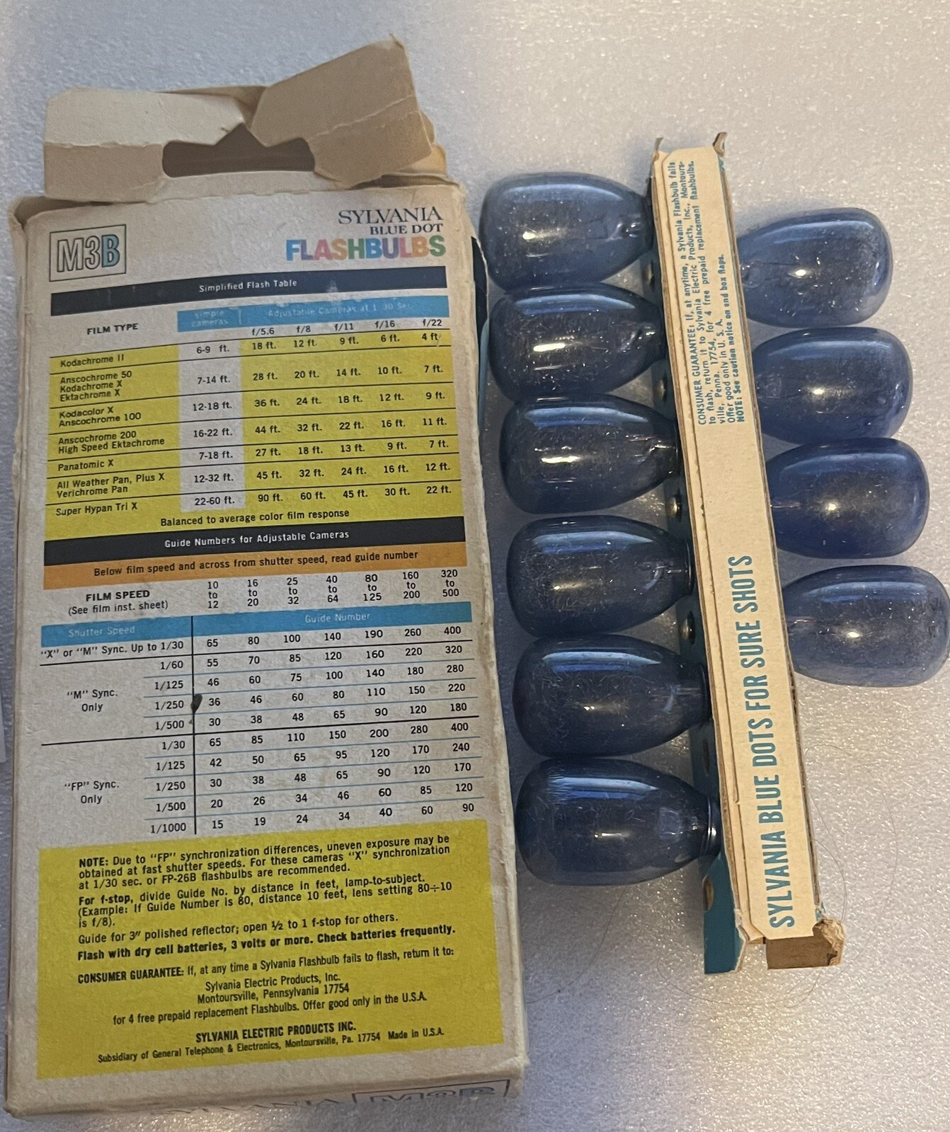 Box Vintage Sylvania Flash Bulbs Blue Dot M3B ++.GE 10 Bulbs Total