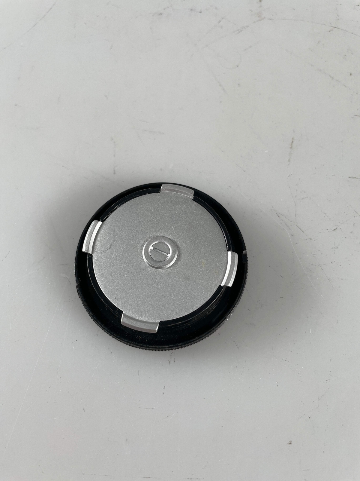 LEICA M BODY CAP METAL BACK